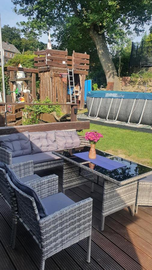 Frankes Lodge Apartment Mit Garten Und Pool, 6 Einzelbetten, Parkplatz Essen Esterno foto