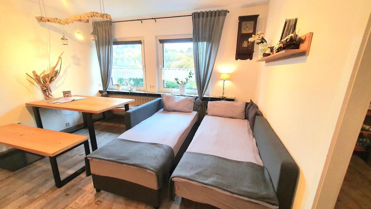 Frankes Lodge Apartment Mit Garten Und Pool, 6 Einzelbetten, Parkplatz Essen Esterno foto